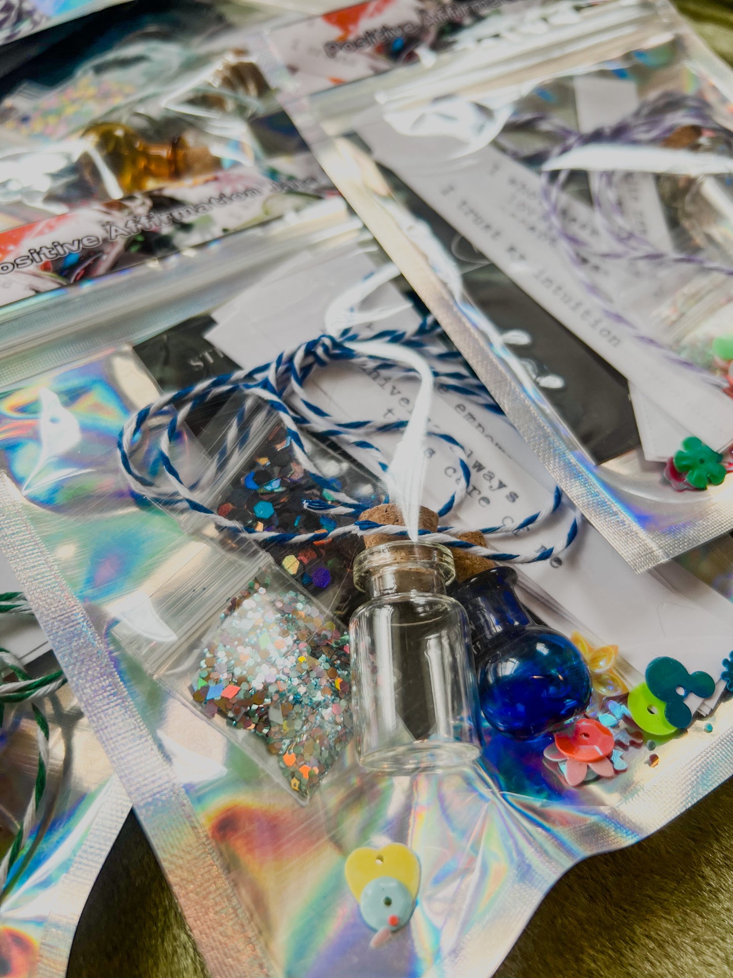 DIY Affirmation Jar Kit – Mini Glass Bottles with Positive Affirmation Slips